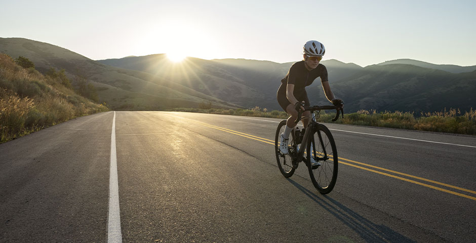 training-cycling-road